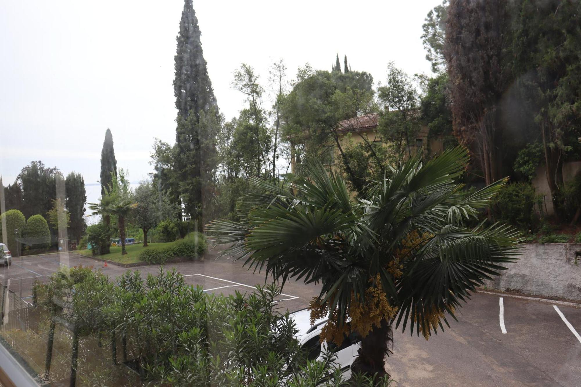 Beautiful Lake Διαμέρισμα Γκάρντα Εξωτερικό φωτογραφία